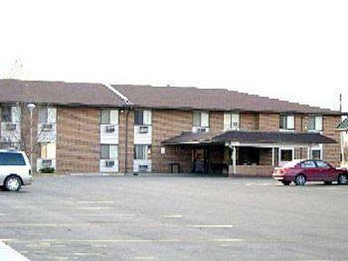 Select Inn Minot Zewnętrze zdjęcie