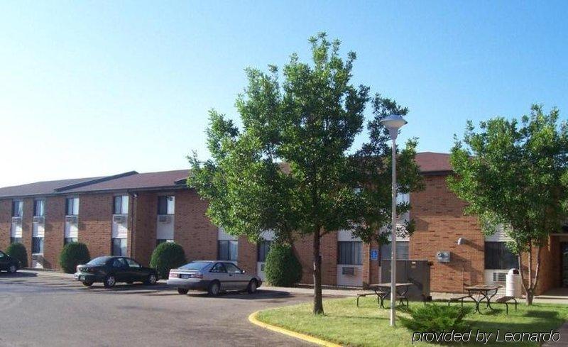 Select Inn Minot Zewnętrze zdjęcie